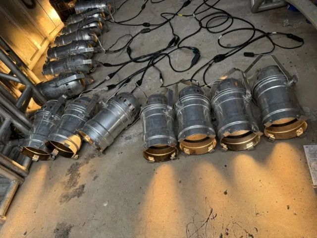 REFLETOR PAR 64 LONGO MODELO ITALIANO - Lâmpada #5 - #2 / LEIA A DESCRIÇÃO - Foto 4