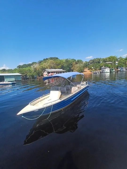 Barco Solimões - Náutica Titan