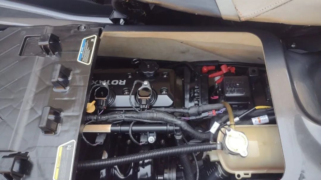 Jet Ski Sea-Doo GTX 230 2021 - Foto 3