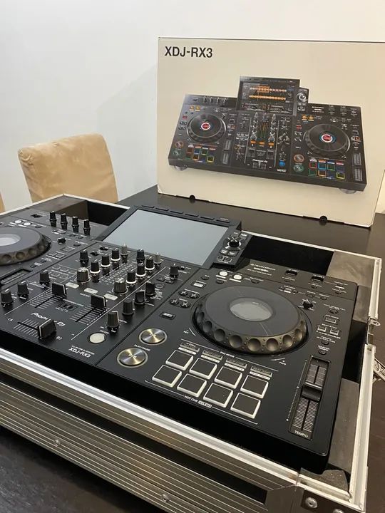 XDJ RX3 Nova + Case nova - Aparelhos de Som - Santa Paula, São