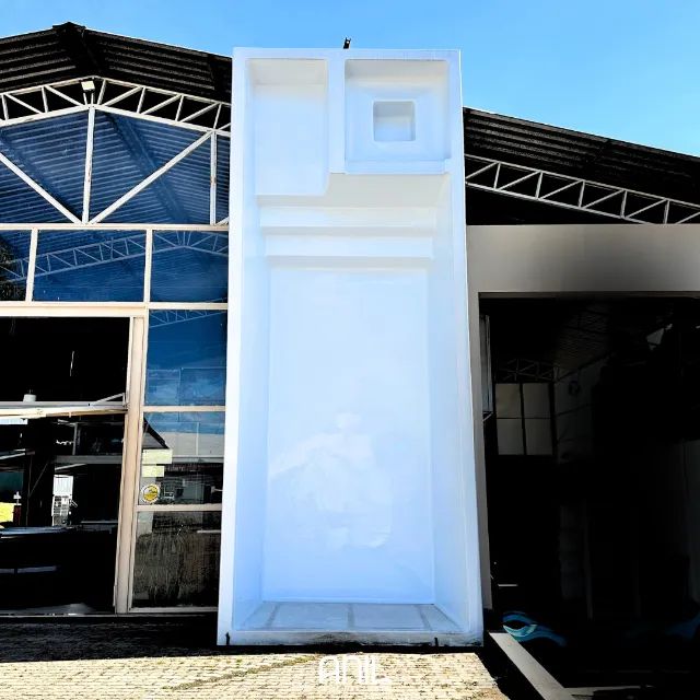 Piscina de fibra 7,5 metros retangular com spa e praia - Foto 5