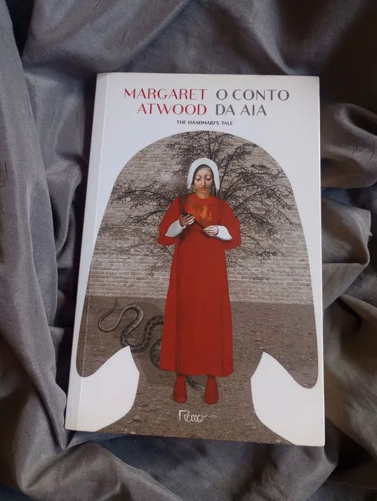 Livros O conto da Aia + Os testamentos  - Foto 3