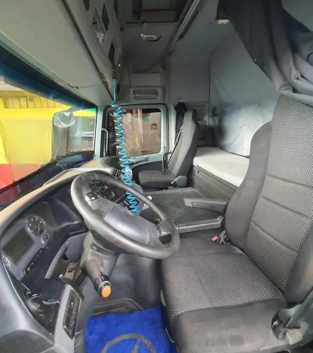 Mercedes Actros 2646 6x4 Ano 2011 - Foto 7