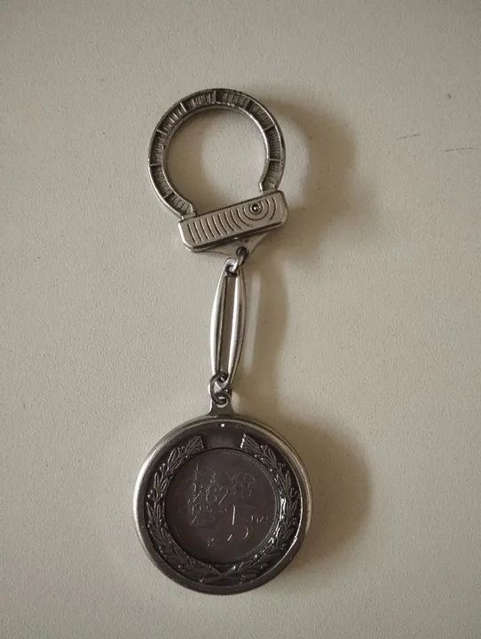Chaveiro 5 Pesetas - Copa do Mundo FIFA de 1982 (Espanha) - Foto 2