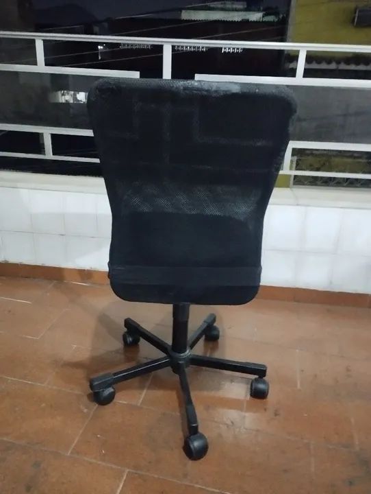 Cadeira Giratória Escritório - Foto 4