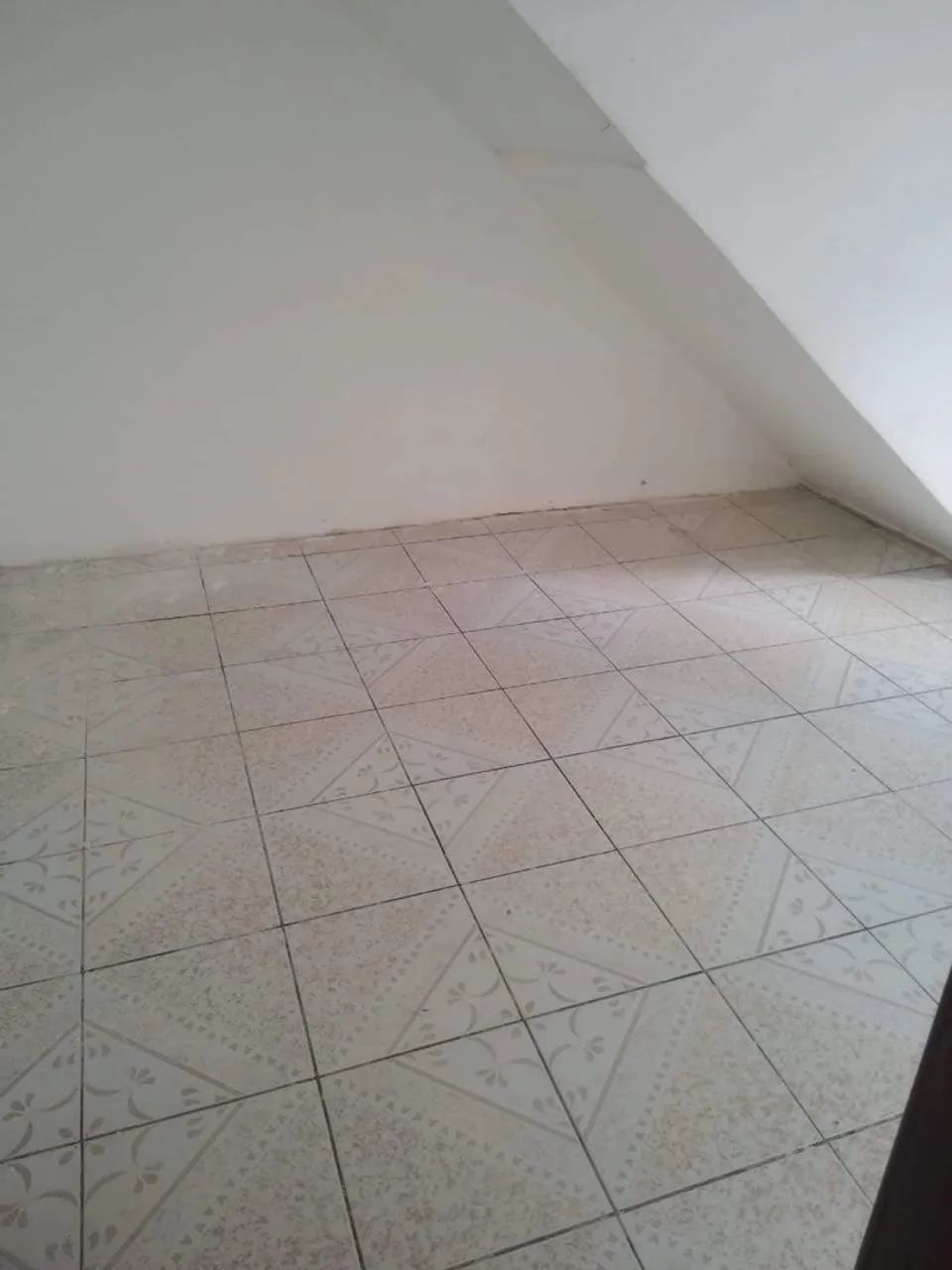 Vende-se Casa / Troco por carro com volta - Foto 3