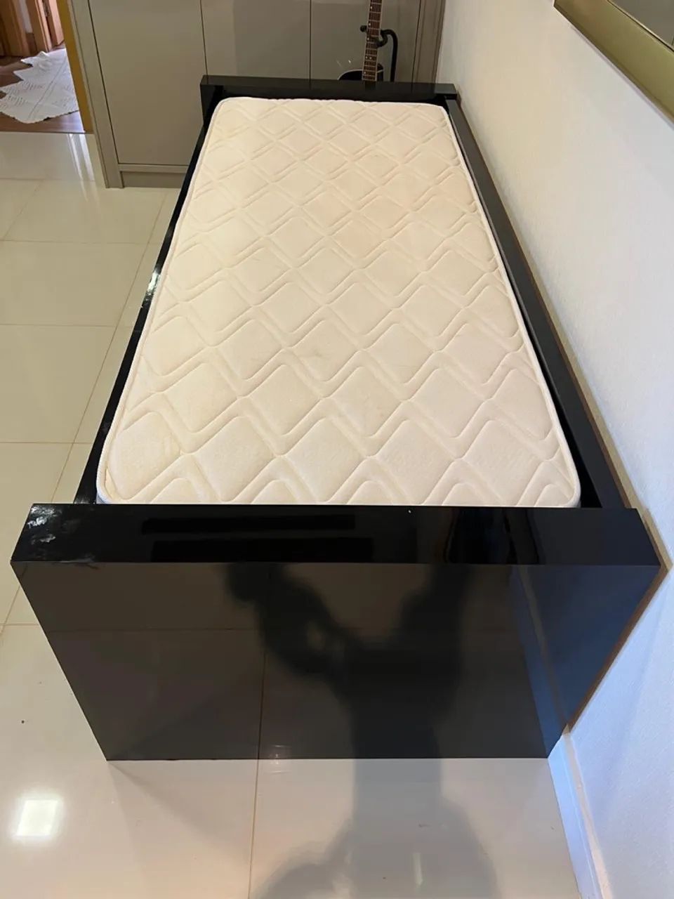 PARA VENDER HOJE - Móvel Evviva com cama auxiliar e gavetas + colchão - Foto 2