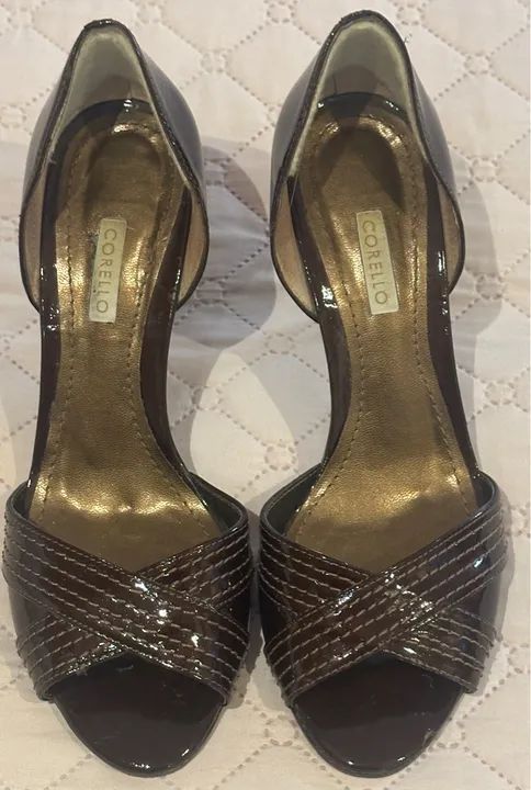 Sapato Scarpin Verniz Marron - Foto 4