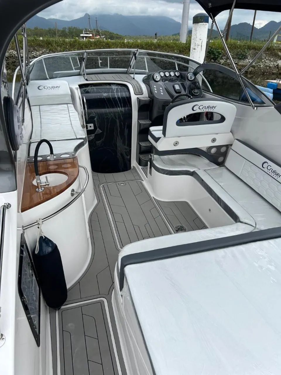 Lancha 27 pés Cruiser 275 Impecável - Foto 4
