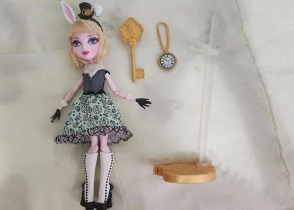 Boneca Bunny Blanc, Ever After High - Foto 4