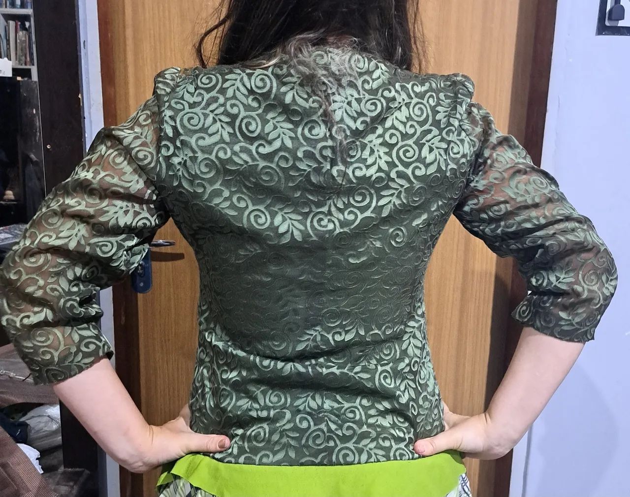 Camisa social em devorê tecido raro. Vintage 42 /44 - Foto 2