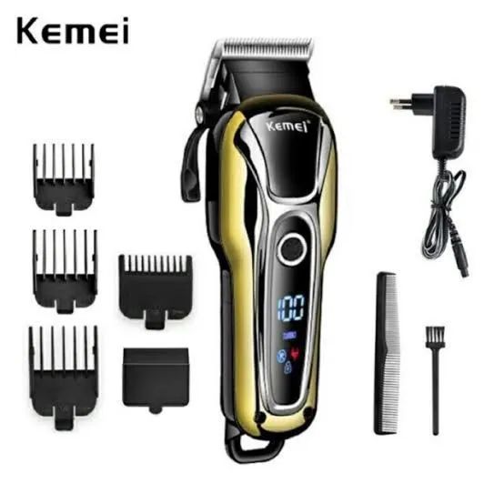 Máquina de Cortar Cabelo Kemei Profissional com Tela Digital