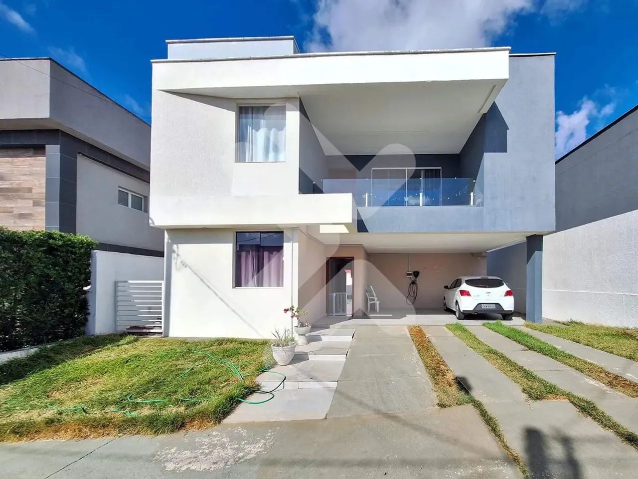 Casa Duplex à venda em Parque das Nações (Parnamirim/RN) | Cond. Novo Leblon | 4/4 sendo 1