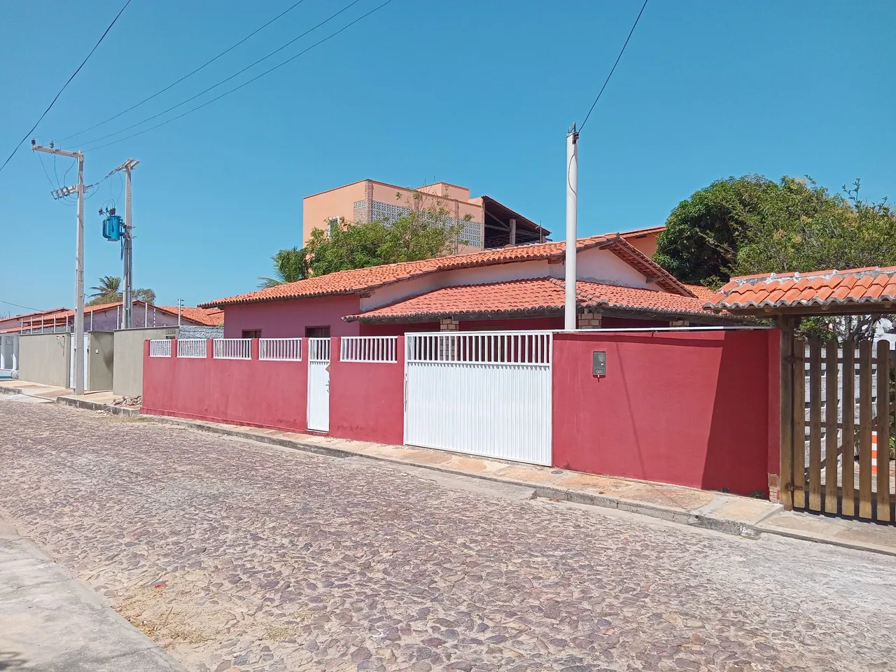 Alugo casa na praia do coqueiro, em Luís Correia