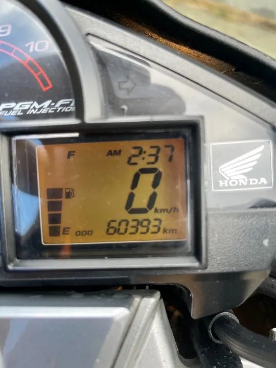 Honda CB300r - 2010 - Pouquíssimo rodada. - Foto 5