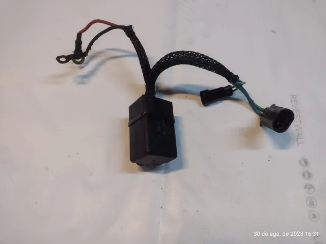 Relé do Trim Motor de Popa Evinrude E-Tec