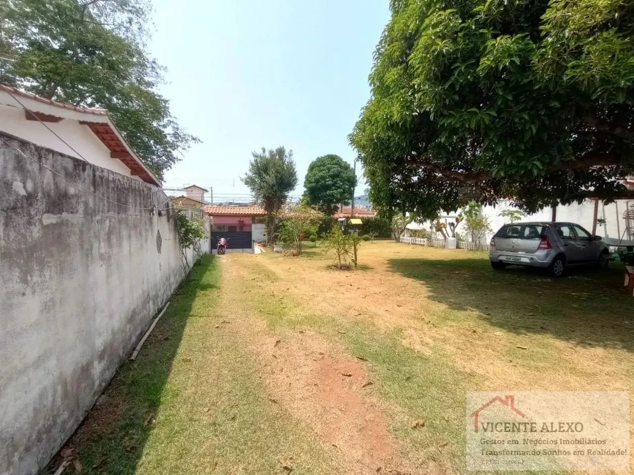 Imóvel com quintal espaçoso a Venda em Bragança Paulista SP - Foto 2