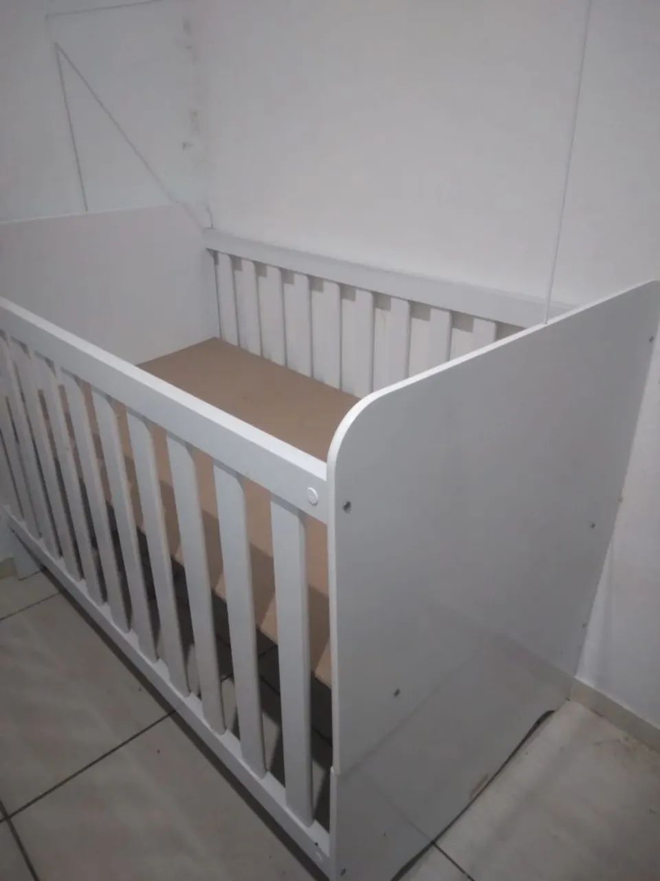 Berço americano vira mini cama 
