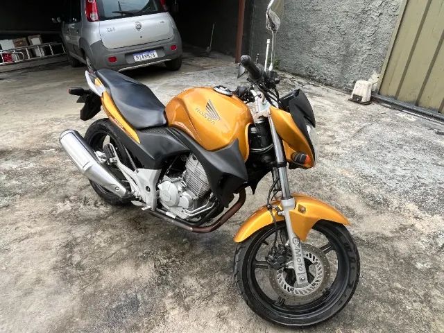 Honda CB300r - 2010 - Pouquíssimo rodada. - Foto 4
