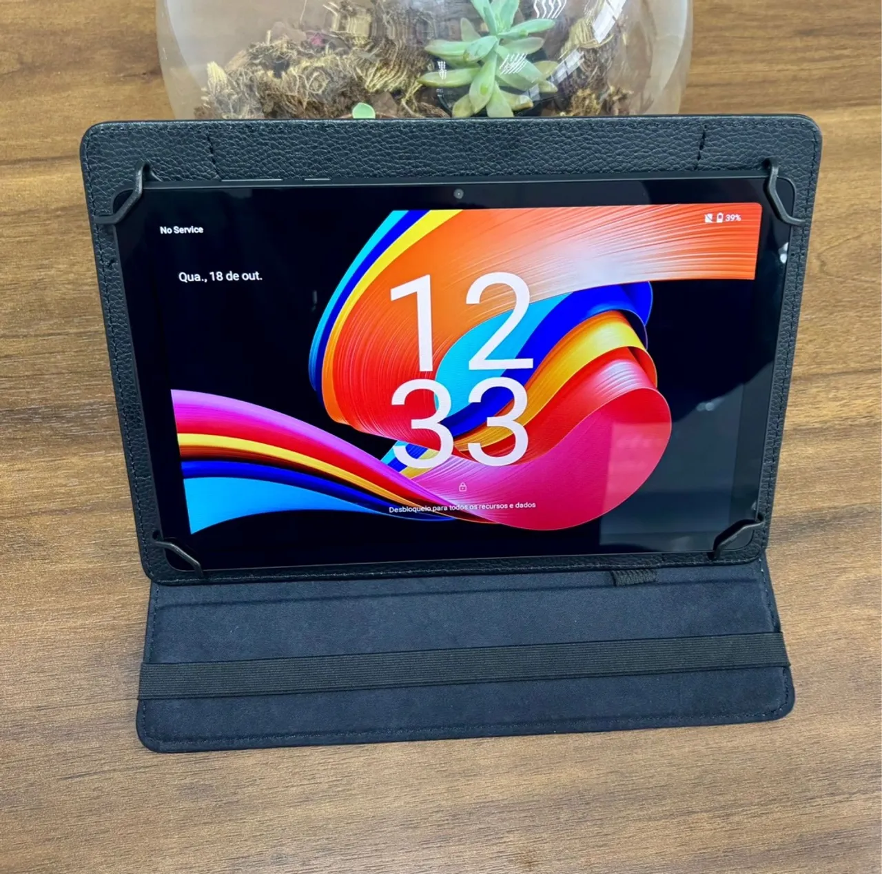Tablet TCL 10 com tela vibrante e design moderno