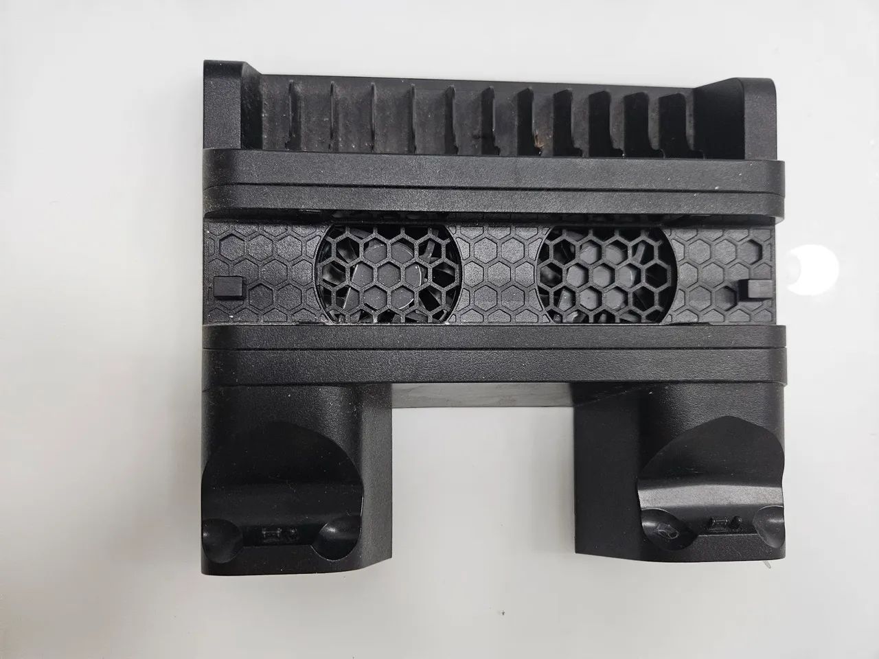 Carregador Dual para Controle PS4 - DOBE - Foto 2