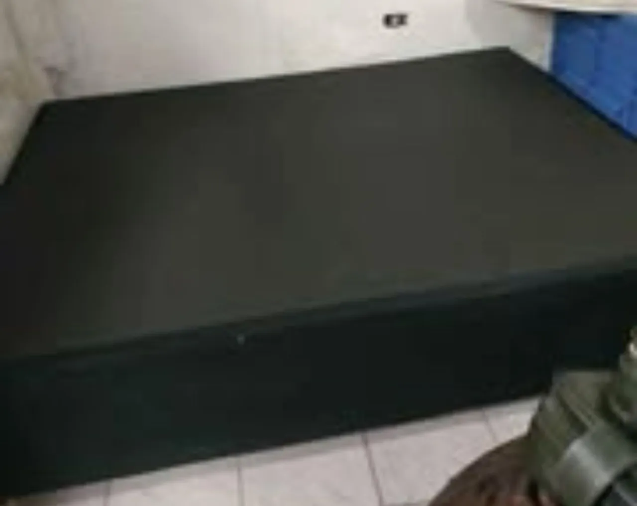 Cama Box Baú em ótimo estado