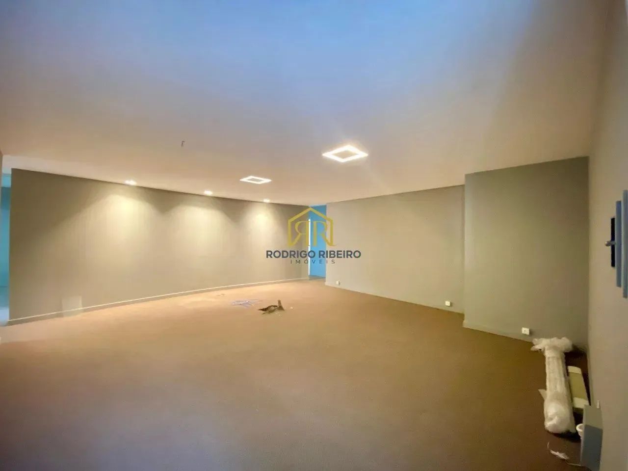 Sala comercial com 162 m² no Ceisa Center - Foto 3