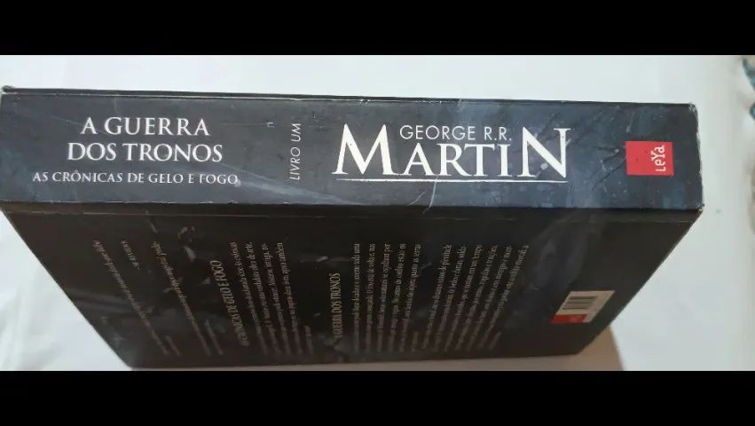 A Guerra dos Tronos : As Crônicas de Gelo e Fogo, volume 1 - Foto 3