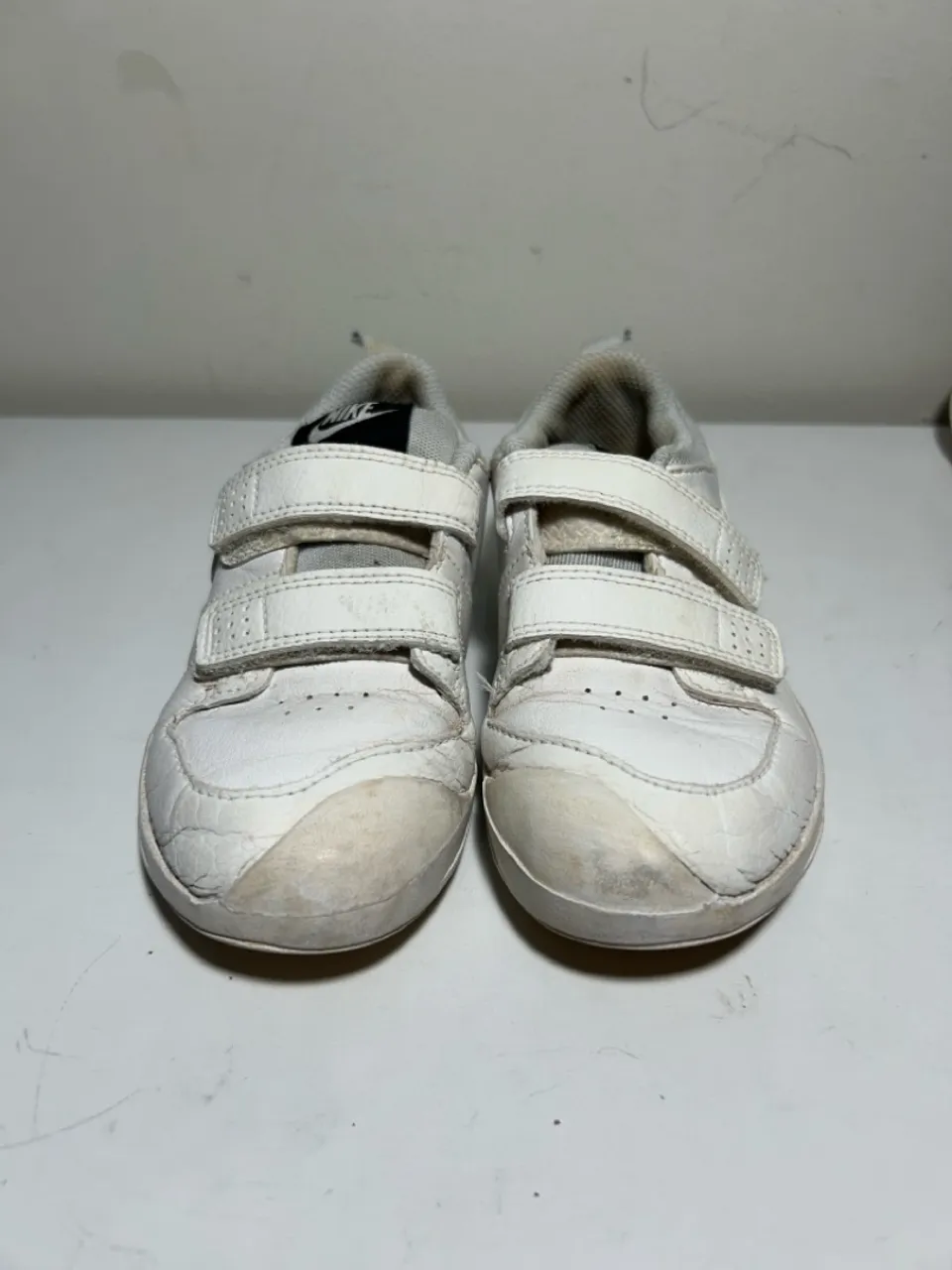 Tênis Infantil Nike com Velcro tamanho 25