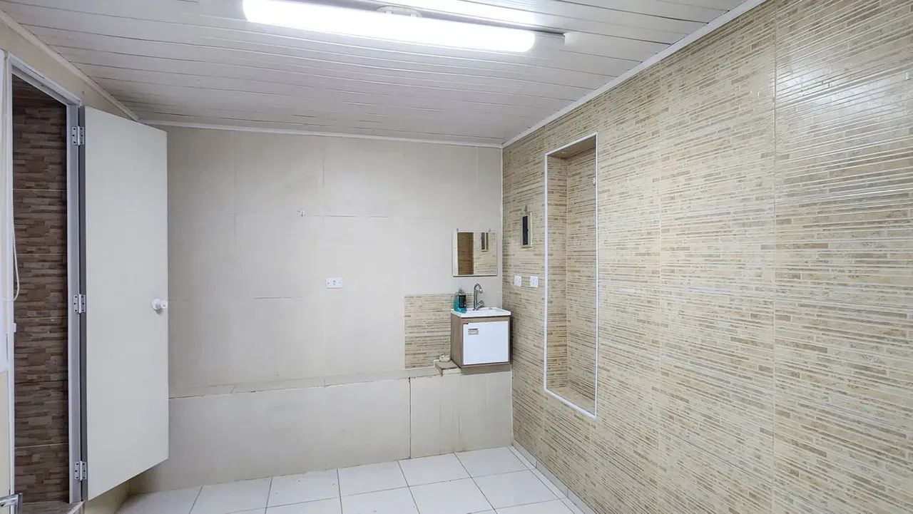 Imóvel para aluguel possui 13 metros quadrados com 1 quarto em Barra Funda - São Paulo - S