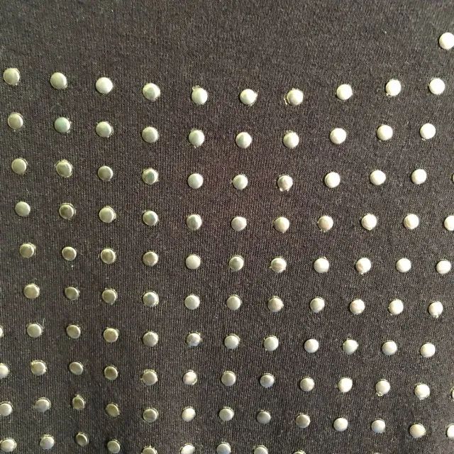 Blusa preta com detalhes - Foto 3
