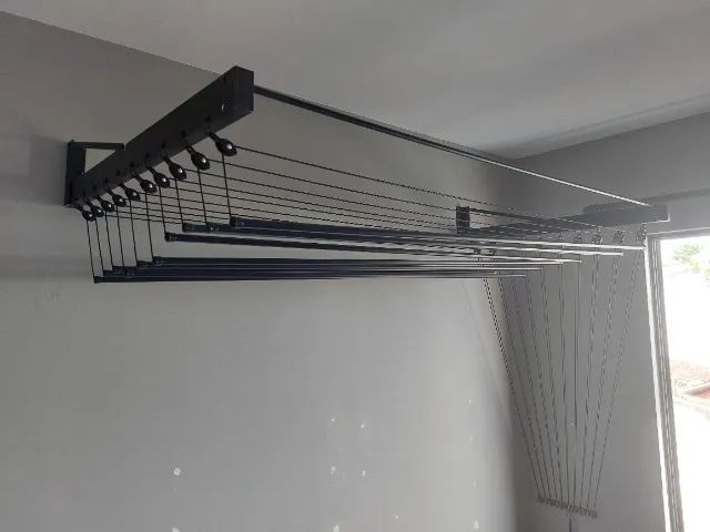 Varal De Parede Individual 10 Varetas X 140cm Preto - Foto 4