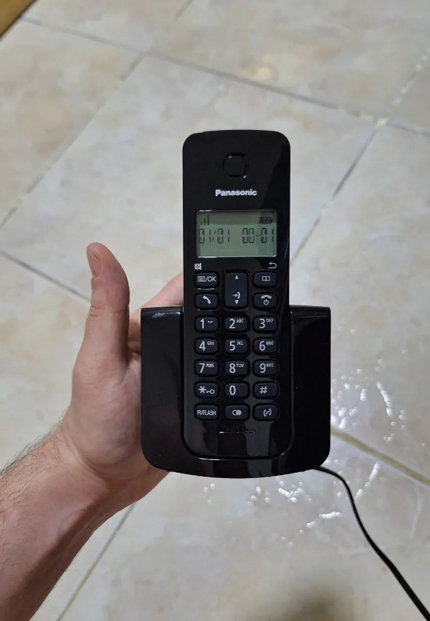 Telefone Sem Fio PANASONIC KX-TGB110LBB | Agenda 50 Contatos, 10h Conversa, Modo Eco!