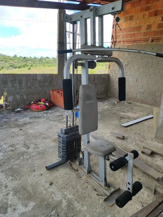 Aparelho de Musculação Multifuncional