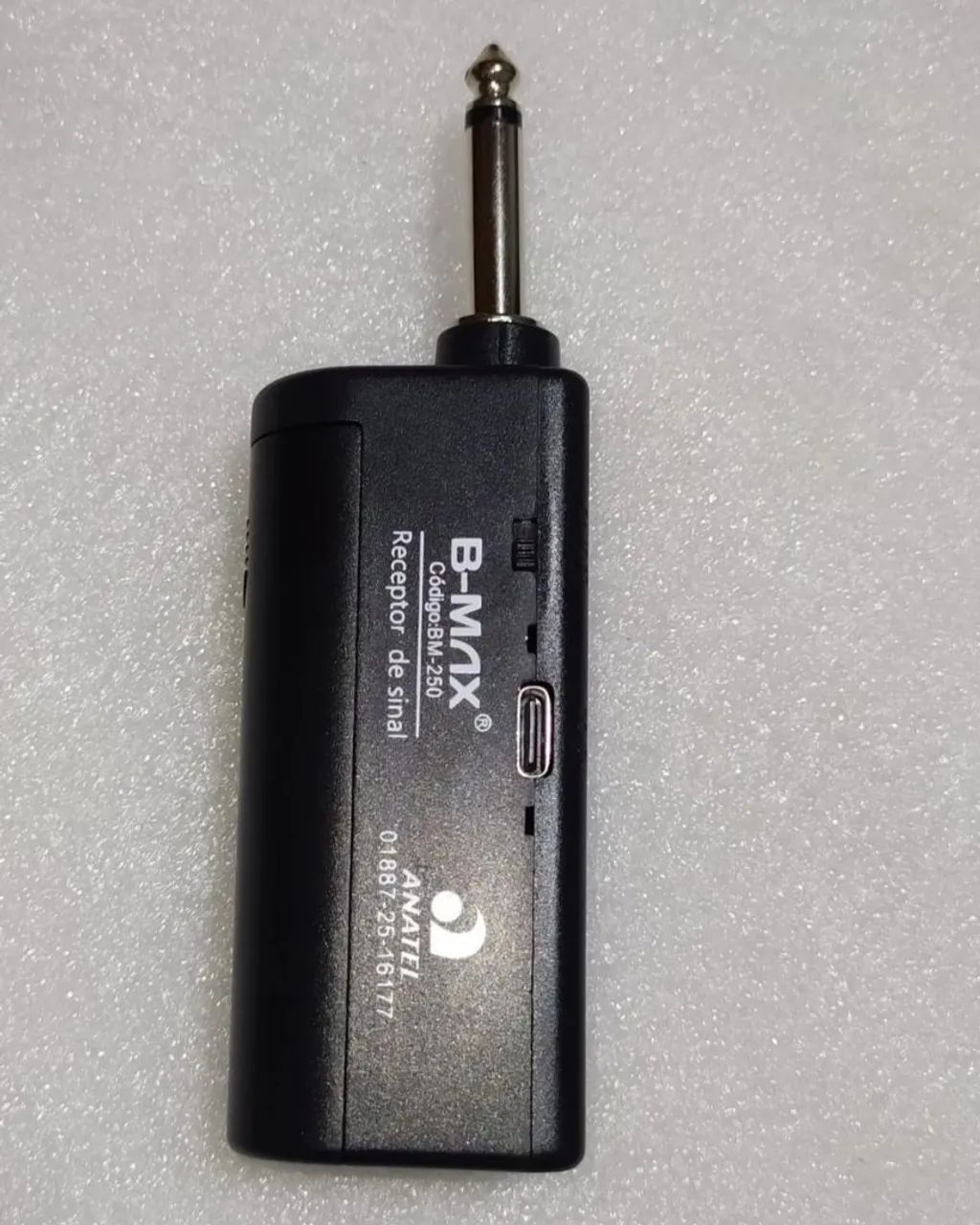 Professional Wireless Microphone Pair64341173476354122