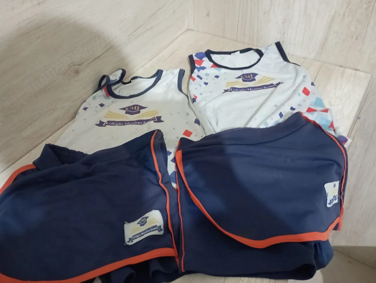 Uniforme Escolar - Conjunto