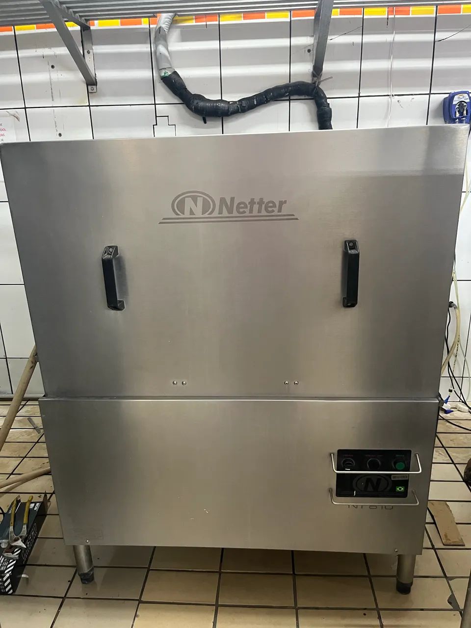 Lavadora industrial de louças Netter NT 810 - Foto 2
