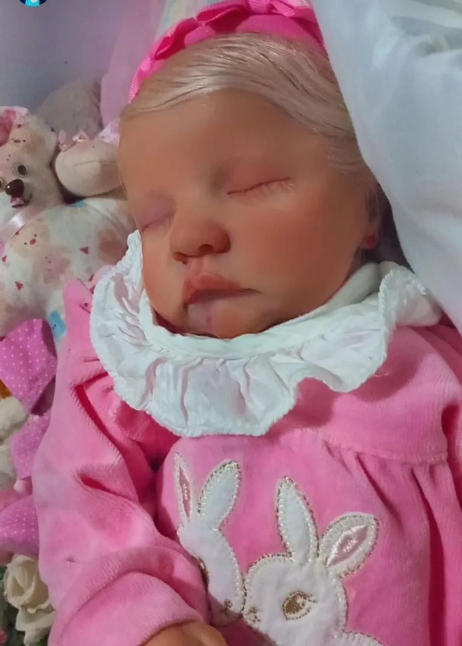 Bebê reborn artesanal 
