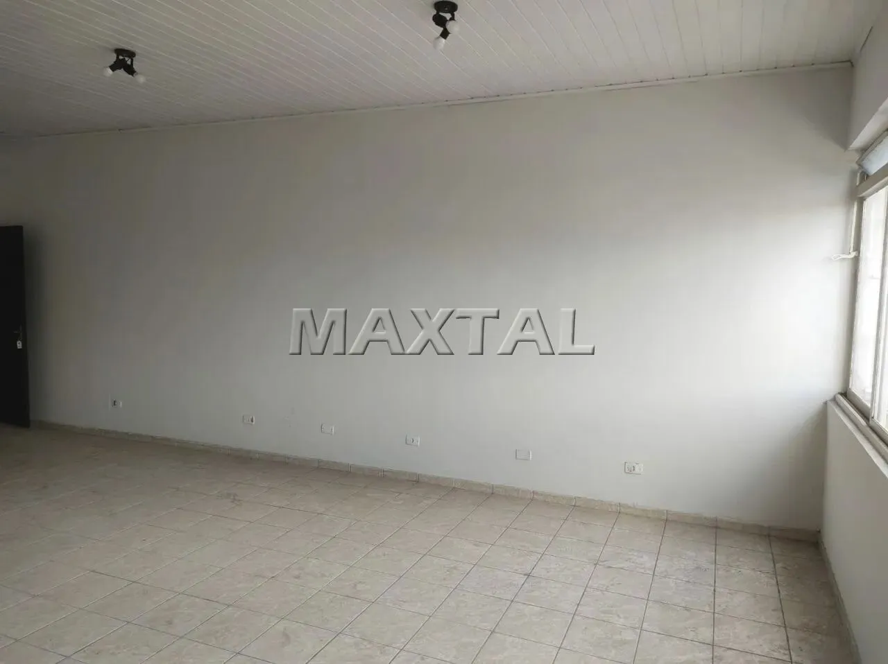 Sala para locação com 40m² e 2 banheiros, próximo à Estação de metrô do Tucuruvi
