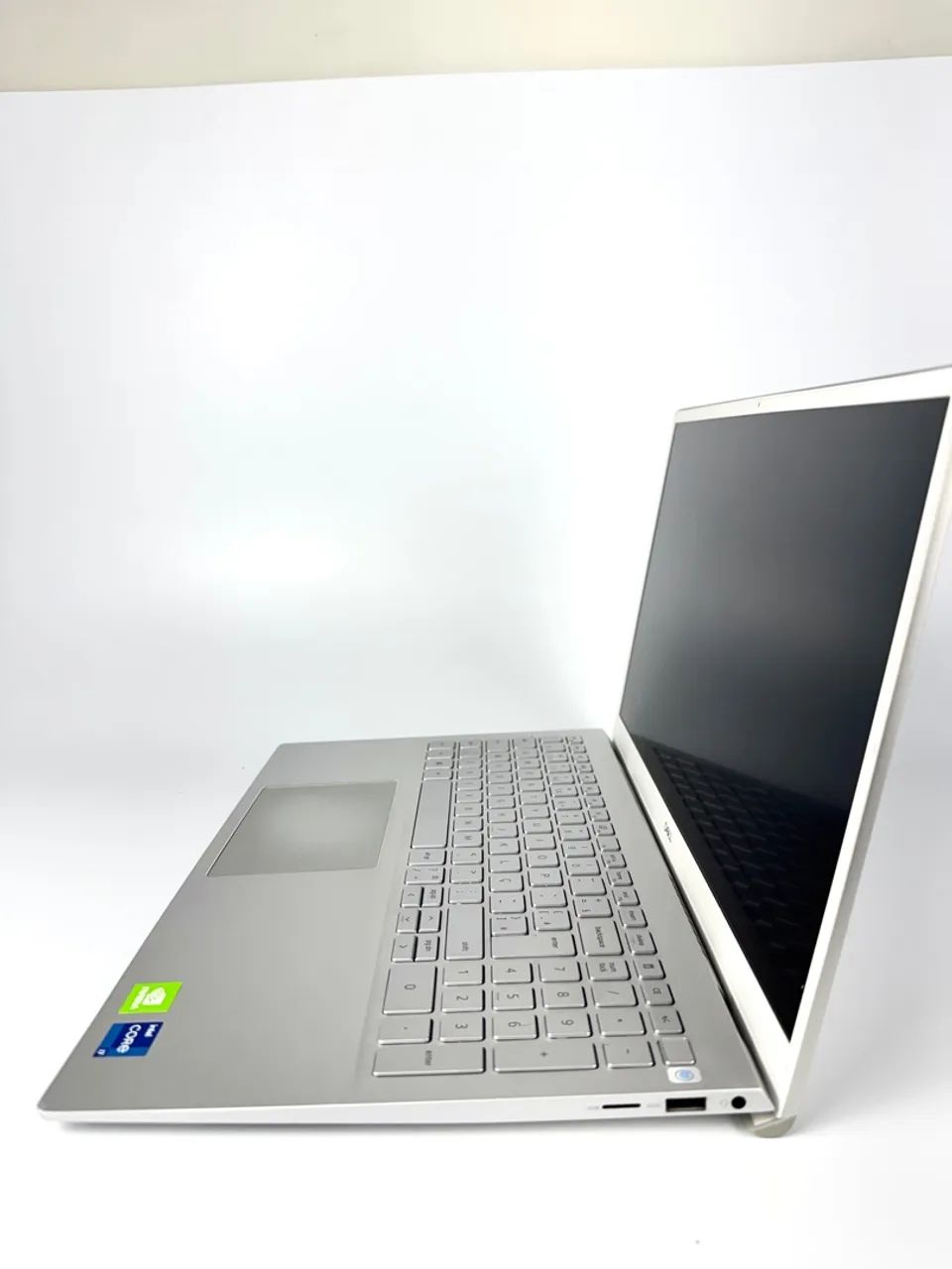 Dell Inspiron 5502 - i7 11ªth - SSD 256GB - 16 GB RAM - 15? FHD - Foto 3