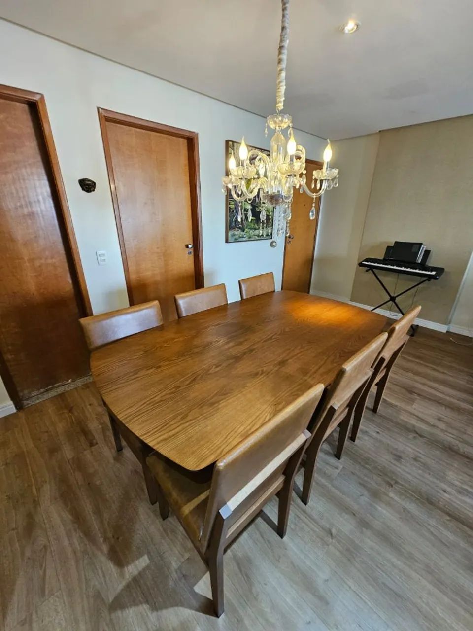 Mesa de Jantar em Madeira Maciça 6 lugares  - Foto 4