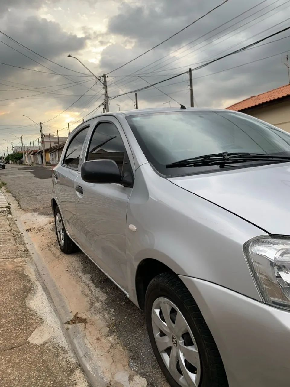 Toyota Etios 2013 R$ 35.500