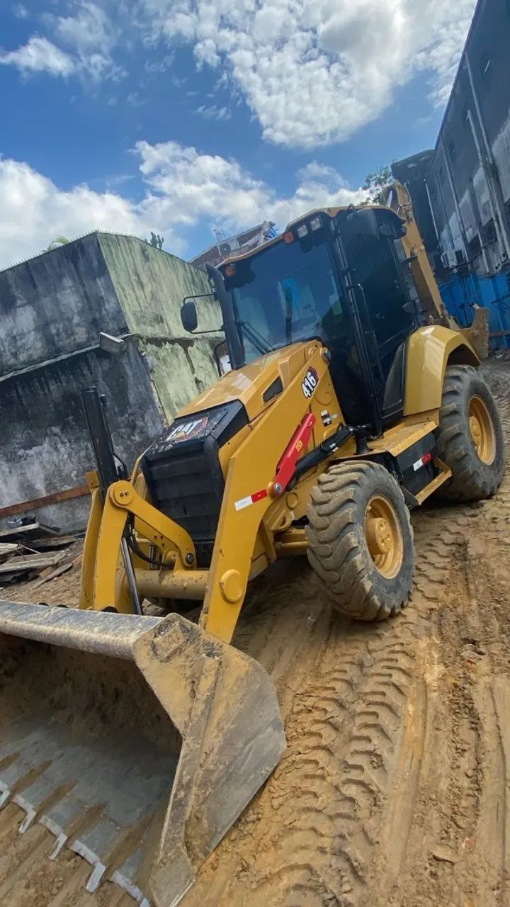 Retroescavadeira Caterpillar 2024 416F2 Nova 