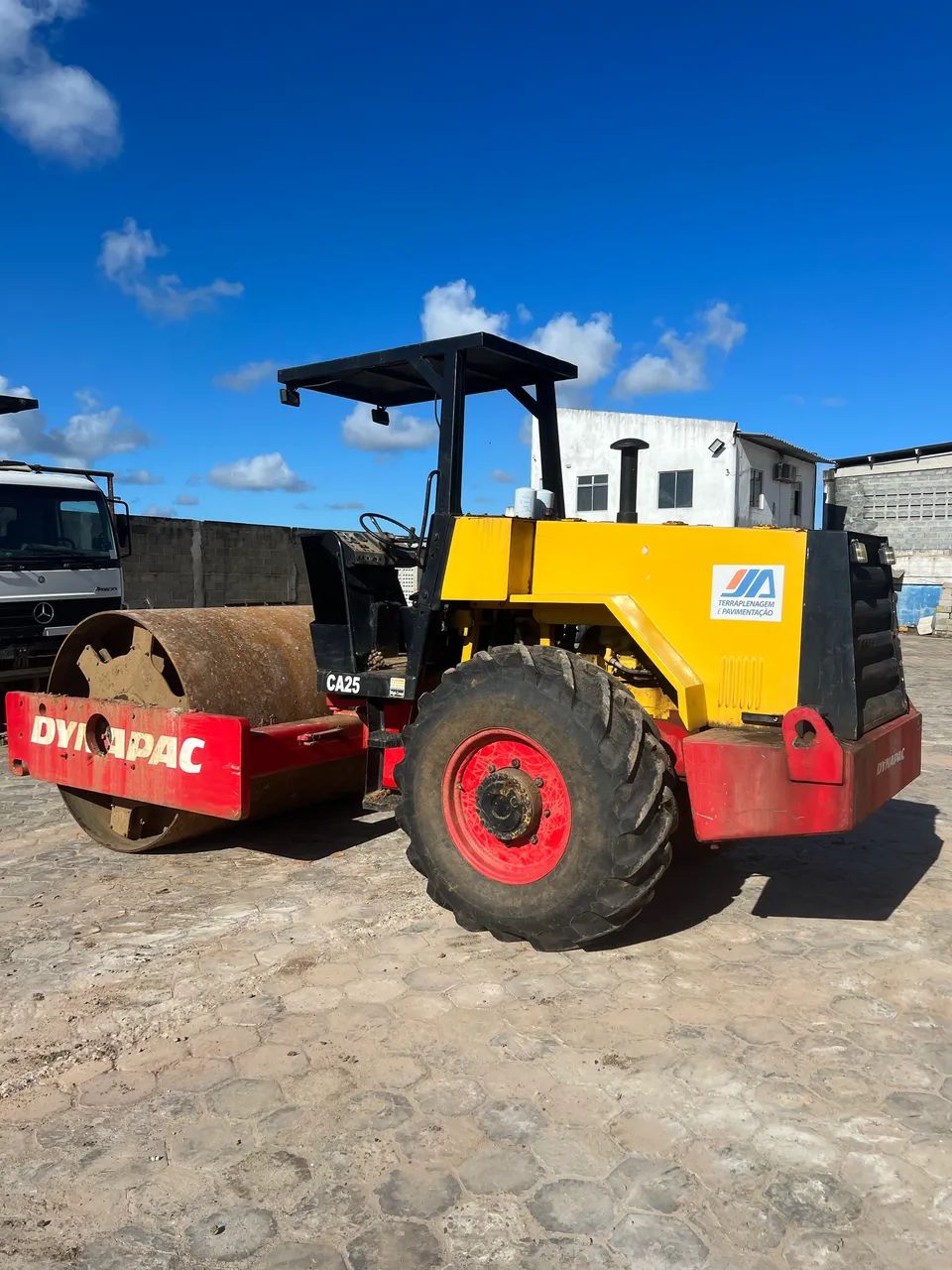 Rolo compactador Dynapac CA25 - Foto 4