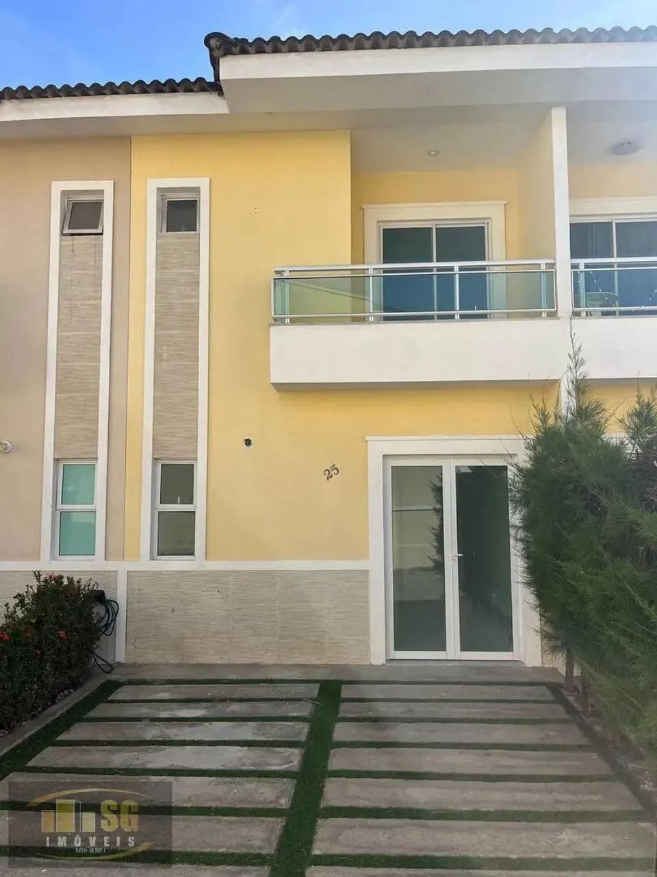 Casa em Condomínio Fechado em Fortaleza!