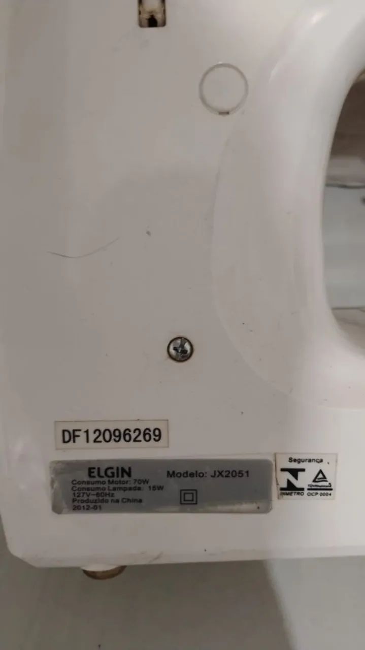 Máquina de Costura Prátika - Foto 2