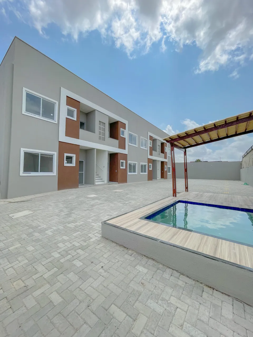 Imóvel para venda possui 55 metros quadrados com 2 quartos em Pajuçara - Maracanaú - CE