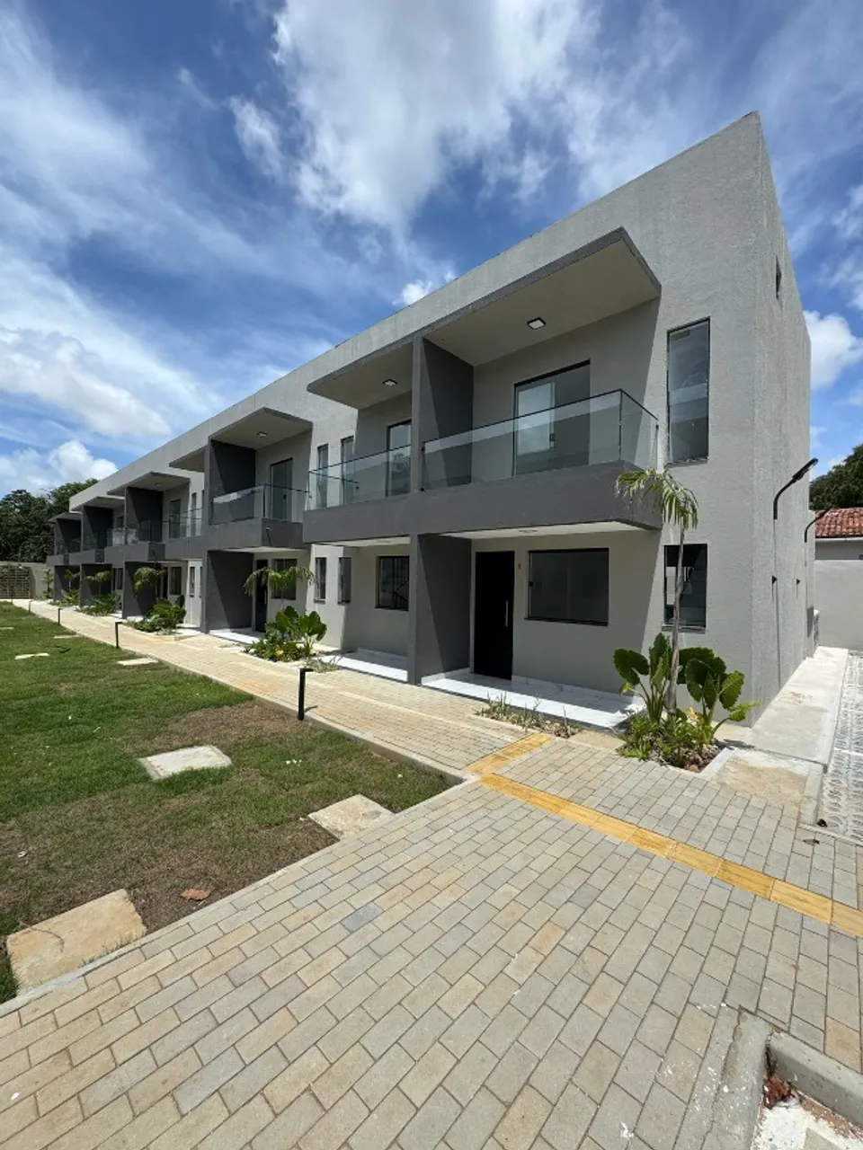 Casa Duplex Planalto MCMV - Possibilidade Financiar 100% - ITIV e Registro Grátis