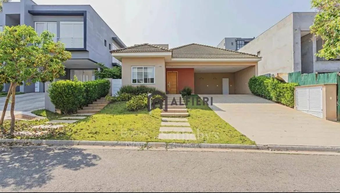 Genesis 2 Oportunidade ! Aconchegante casa semi térrea apenas 3 degraus, com aplo living c