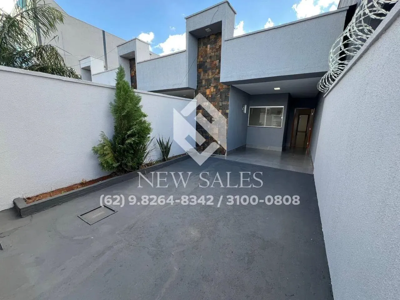 Casa em Condomínio com 2 Quartos sendo 1 Suíte - Moinho dos Ventos